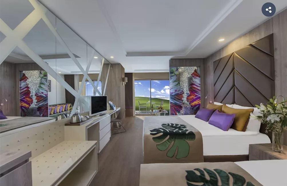 Image of hotel exterior